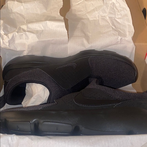 Women’s Nike AD Comfort - Picture 10 of 13